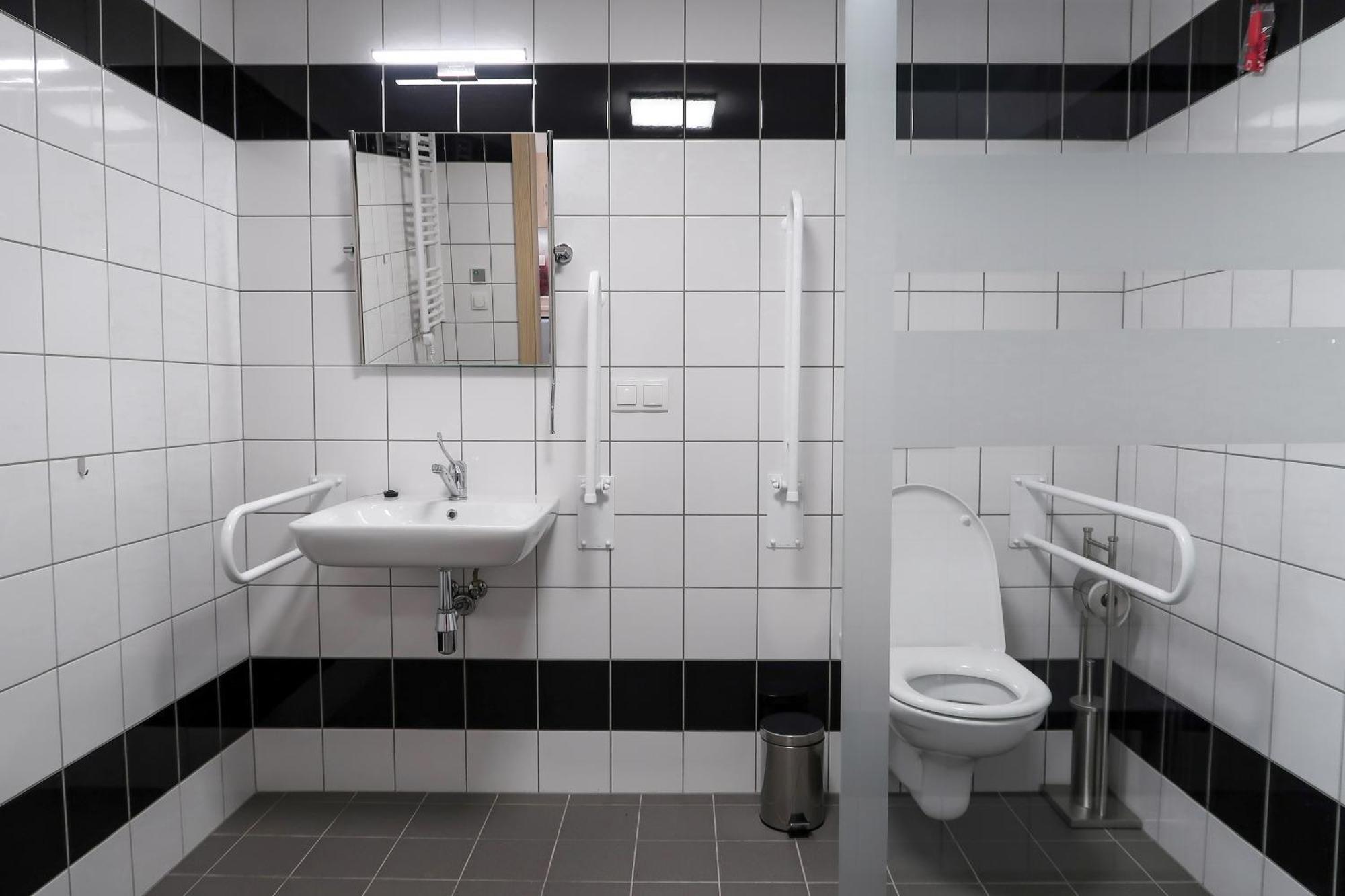 Dom Studencki Arka Hostel Wroclaw Luaran gambar